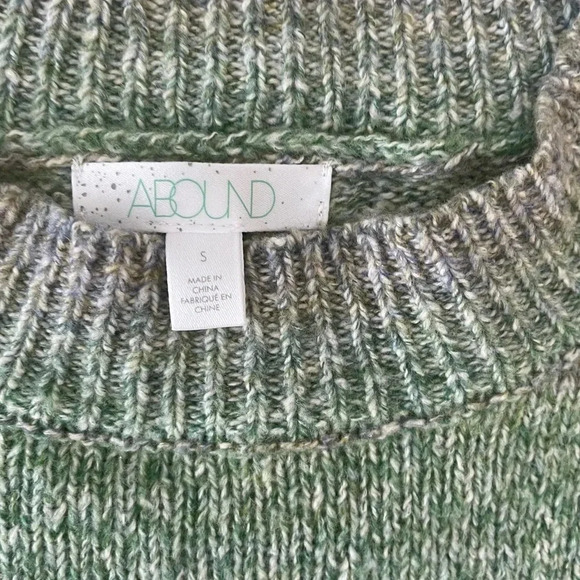 Green Ombré Knit Sweater Women’s Size S Gradient Pullover Crewneck Soft Cozy - Picture 5 of 5